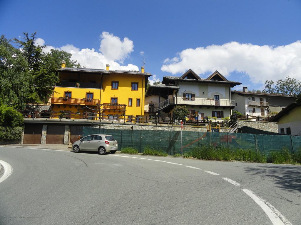 Hotel La Maison Du Bon Megnadzo Doues Esterno foto