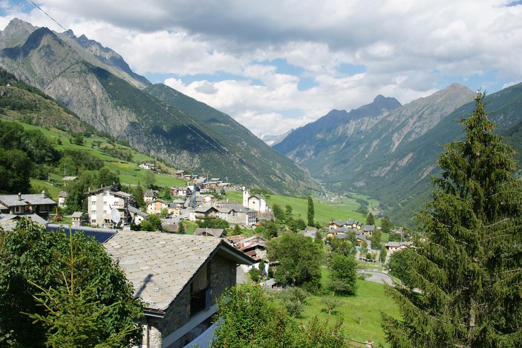 Hotel La Maison Du Bon Megnadzo Doues Esterno foto