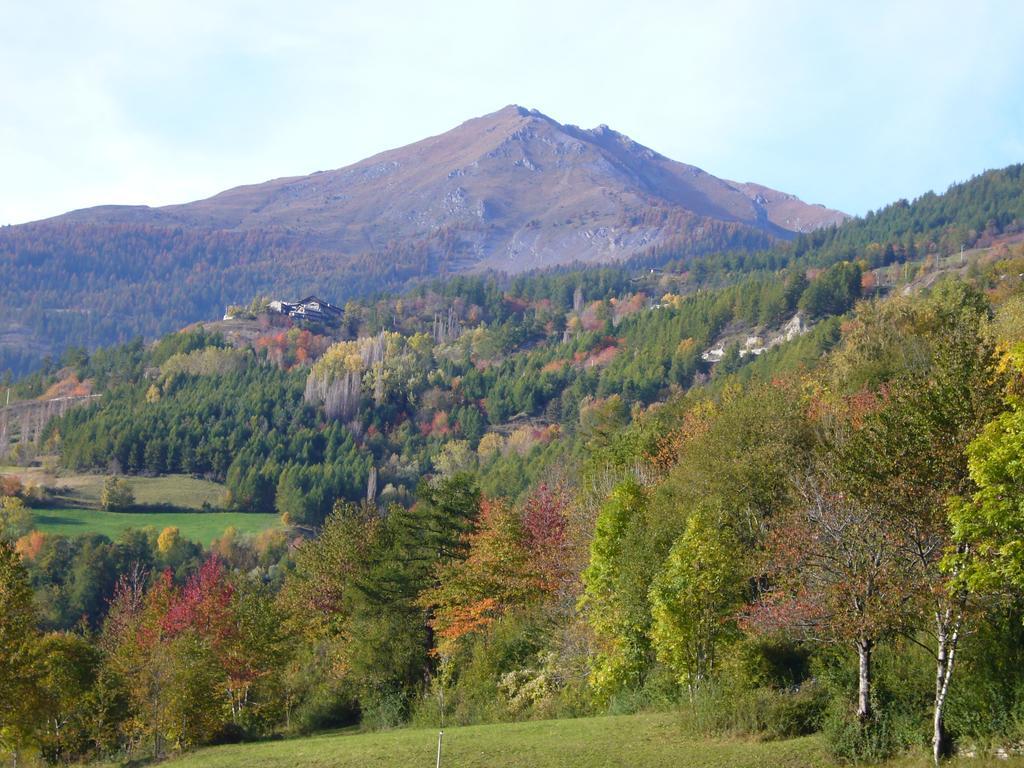 Hotel La Maison Du Bon Megnadzo Doues Esterno foto