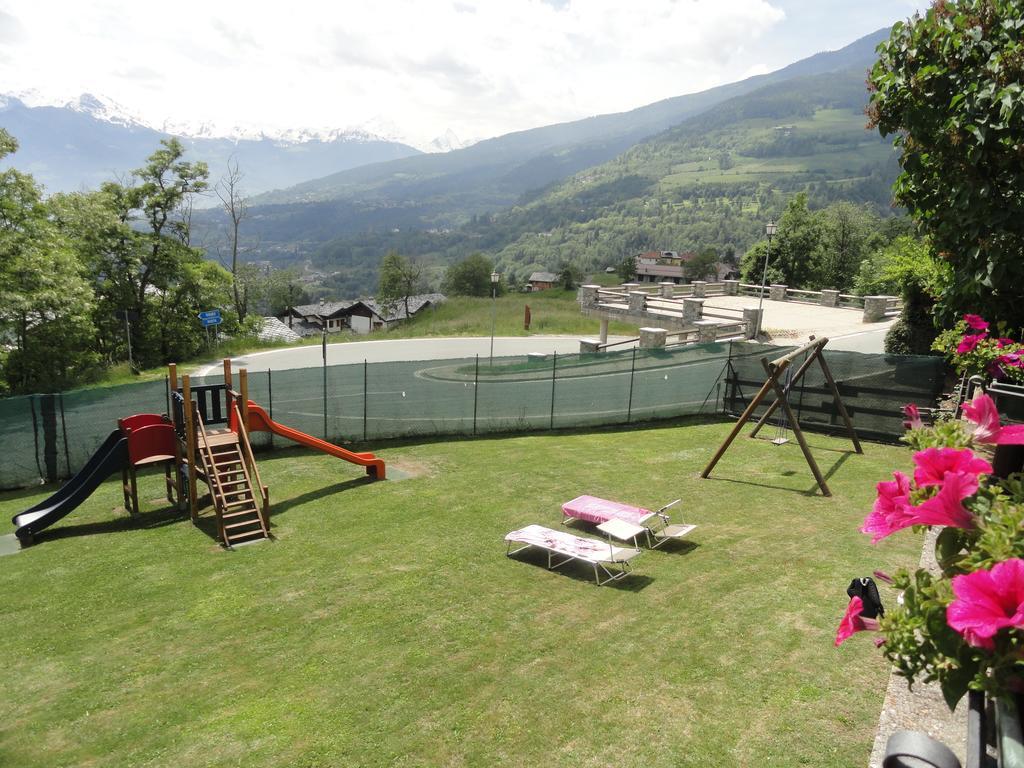 Hotel La Maison Du Bon Megnadzo Doues Esterno foto