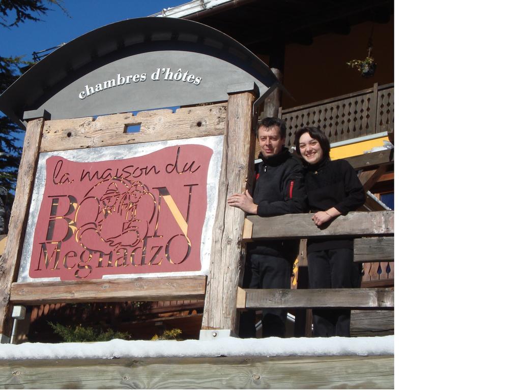 Hotel La Maison Du Bon Megnadzo Doues Esterno foto