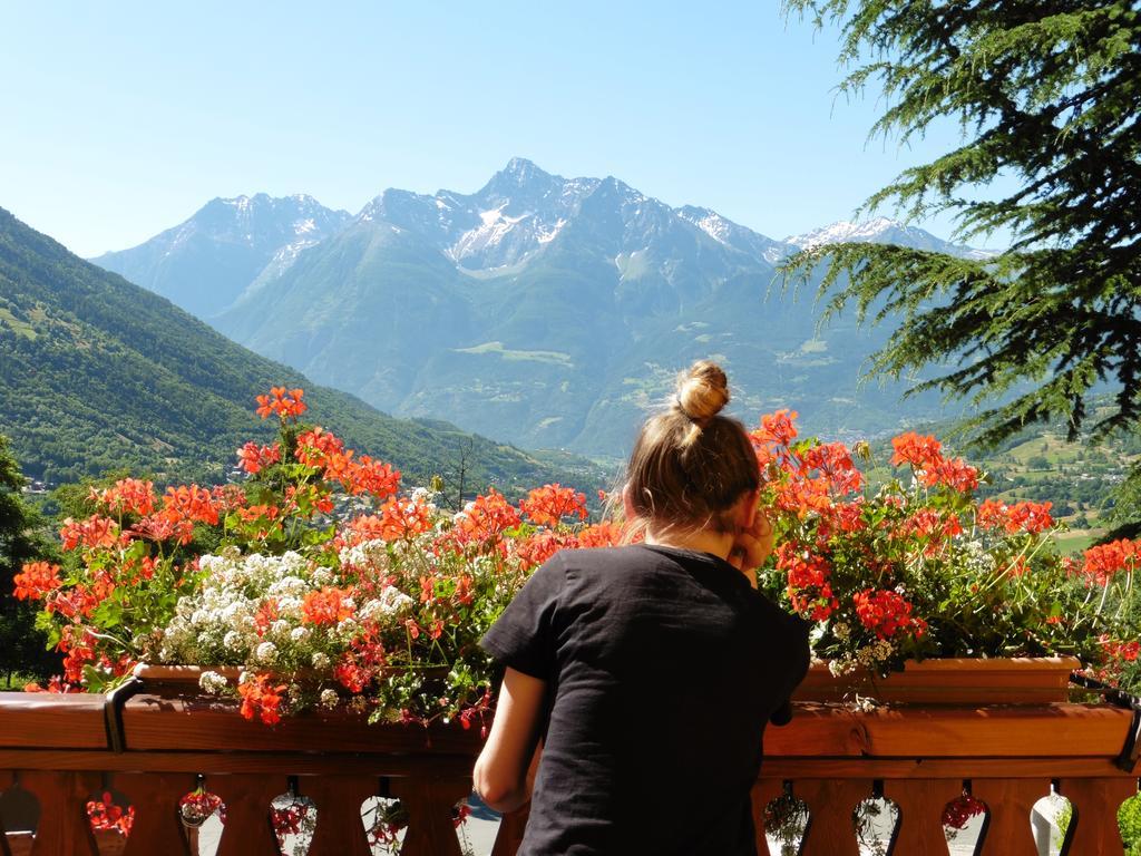 Hotel La Maison Du Bon Megnadzo Doues Esterno foto